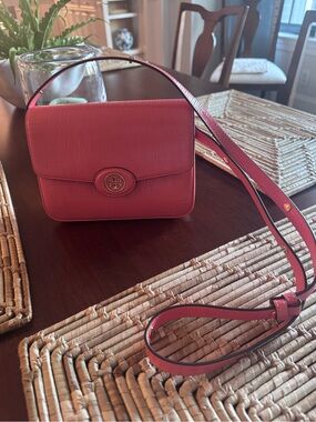 Tory Burch NEW coral crossbody bag